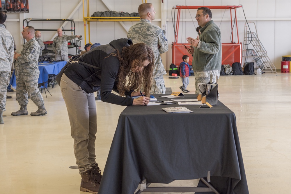 Alaska Air Guard opens first recruiting office in Juneau