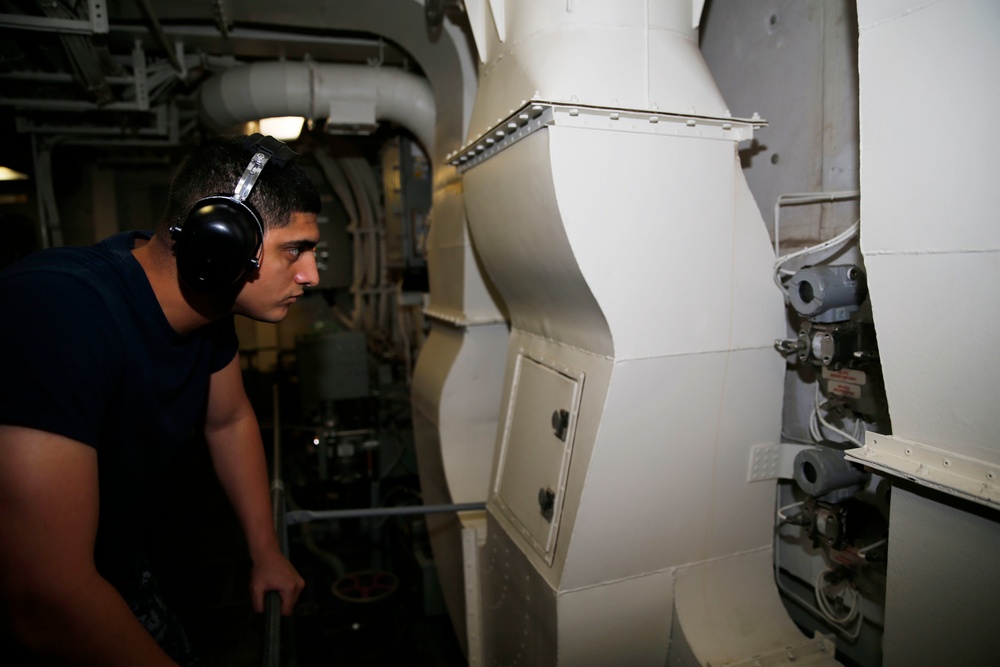 USS Gerald R. Ford (CVN 78) Helo Operations