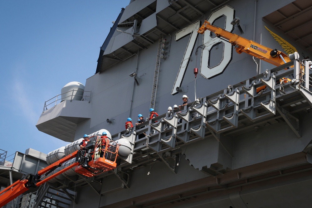 MK-8 Life Raft Off-Load