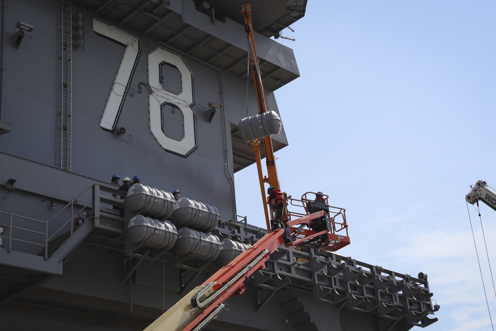 MK-8 Life Raft Off-Load