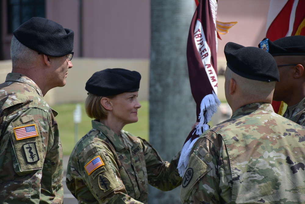 Krueger assumes command of Tripler Army Medical Center