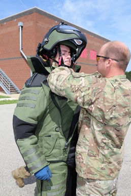 EOD Airmen train at Fort McCoy for Exercise Audacious Warrior 2018