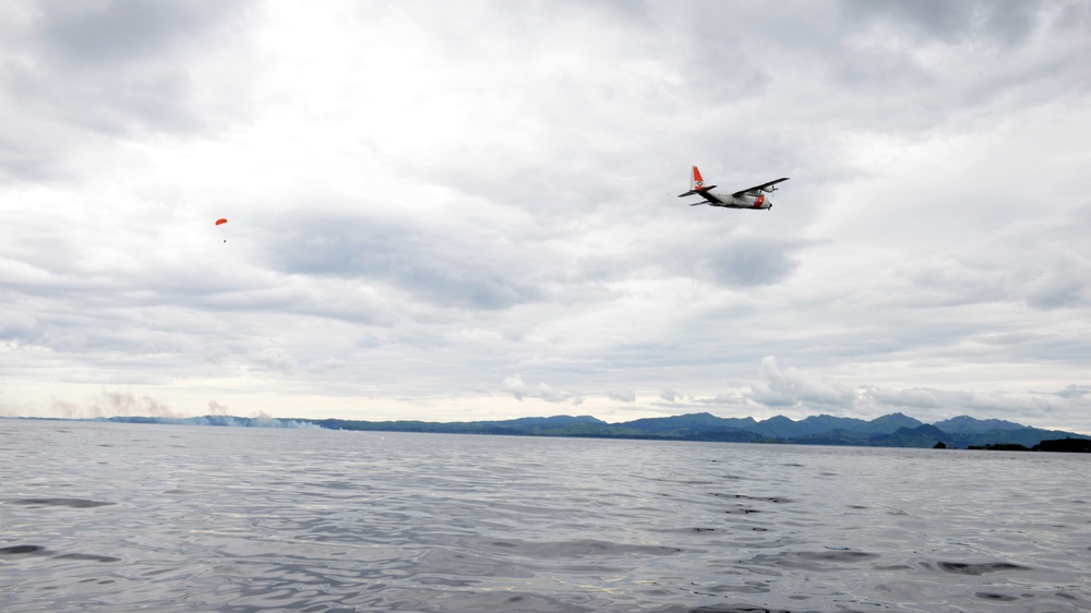 Coast Guard HC-130 Hercules conducts drop training with ANT Team