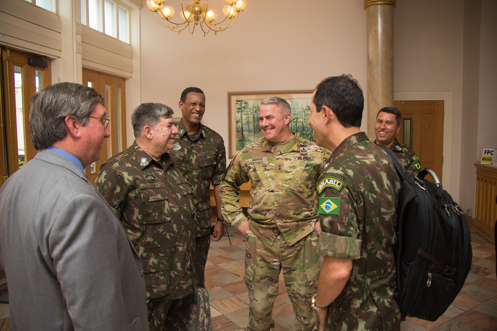 Brazilian Army Delegation Visits the Mississippi Valley Division