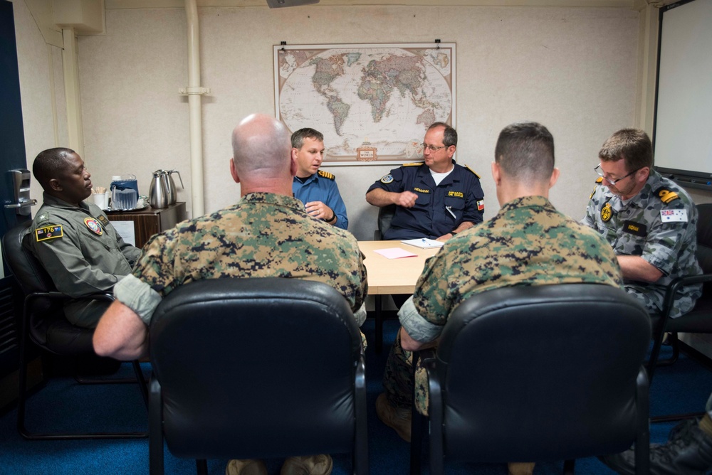 Chilean Navy Commodore Visits USS Bonhomme Richard (LHD 6)