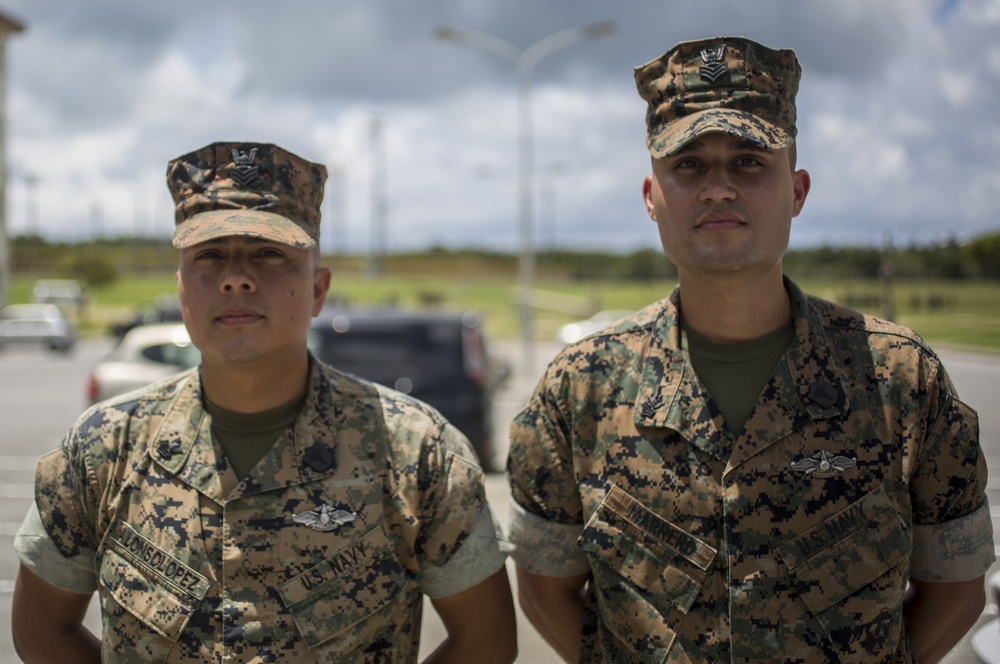 Sailors Receive NAM for Heroic Actions