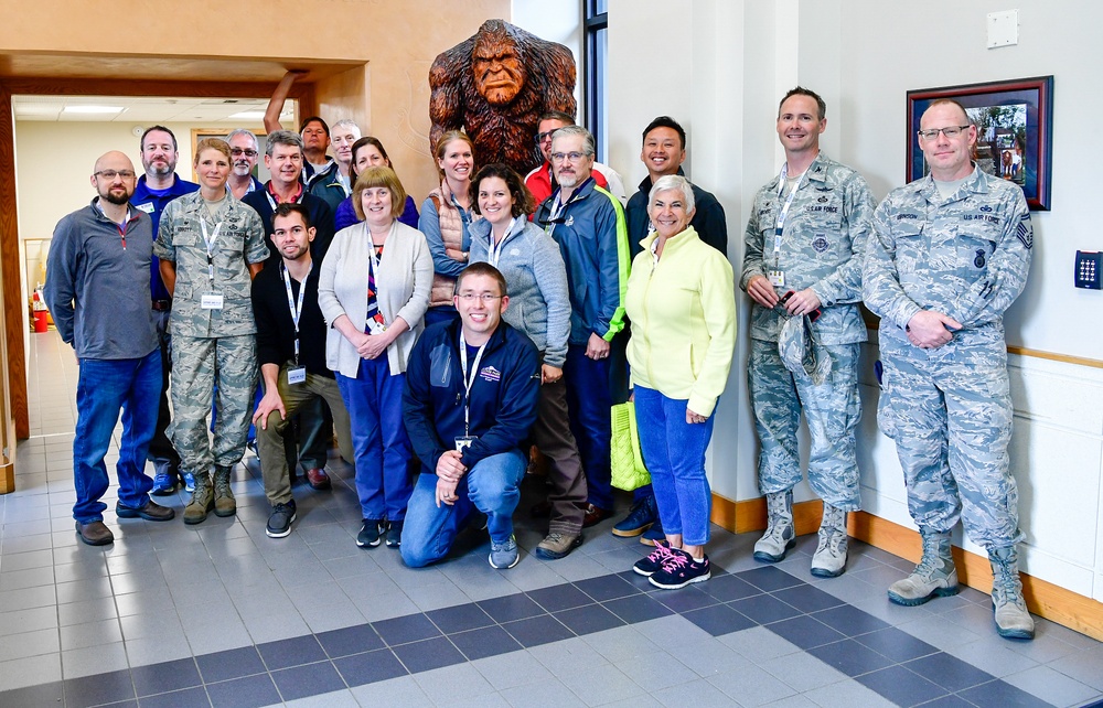 Washington Air National Guard hosts ESGR Bosslift