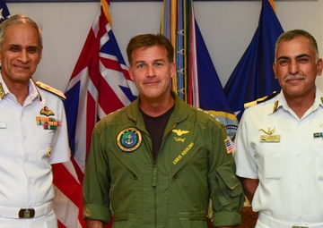 Vice Adm. Karambir Singh visits COMPACFLT