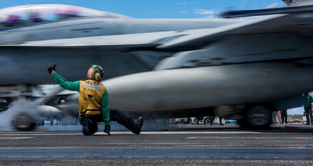 USS Ronald Reagan (CVN 76)