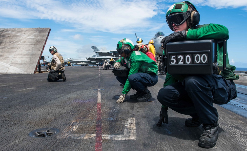 USS Ronald Reagan (CVN 76)