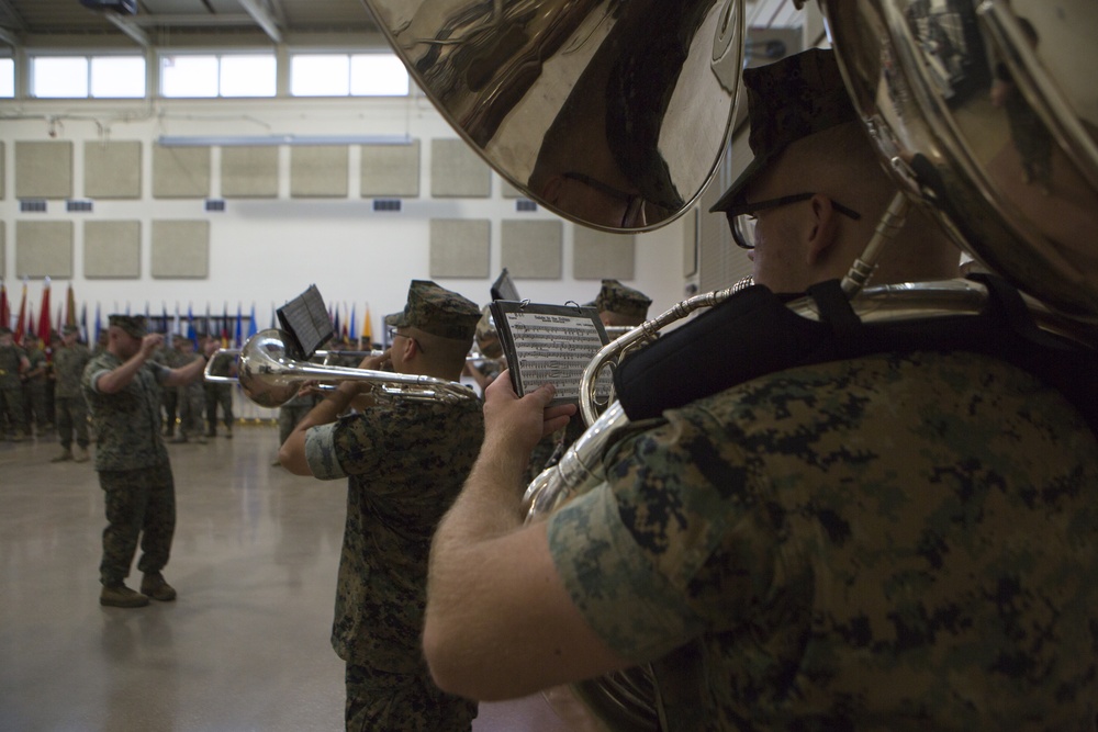 4th Marine Logistics Group: Change of Command ceremony