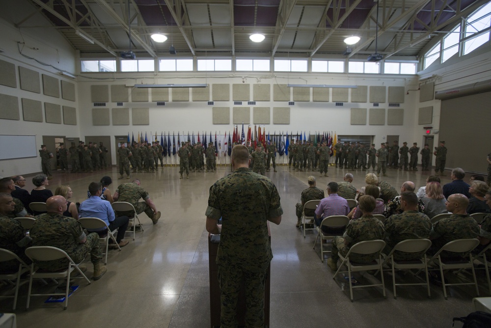 4th Marine Logistics Group: Change of Command ceremony