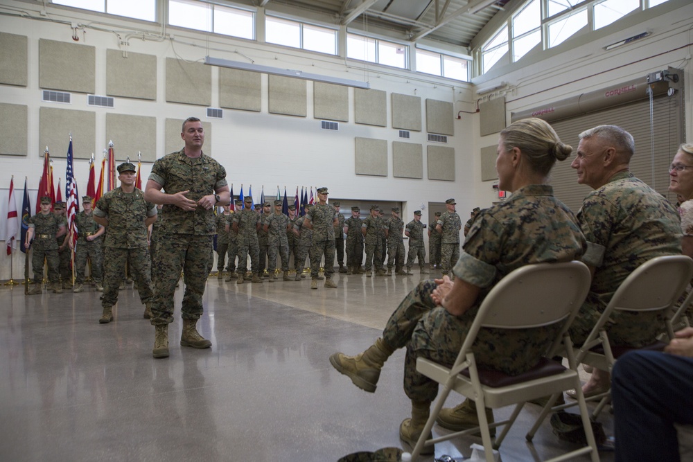 4th Marine Logistics Group: Change of Command ceremony