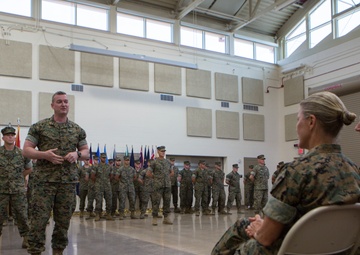 4th Marine Logistics Group: Change of Command ceremony