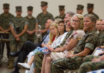 4th Marine Logistics Group: Change of Command ceremony