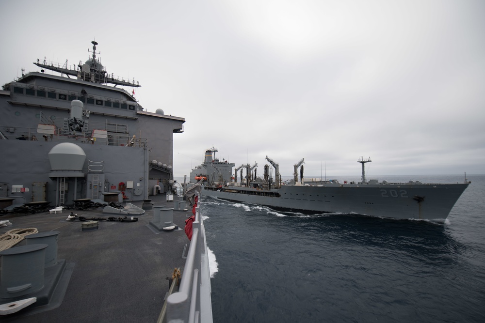 USS Harpers Ferry conducts RAS with USNS Yukon