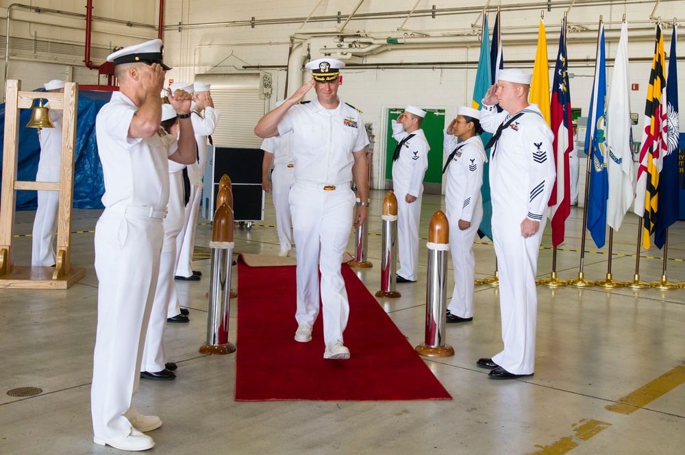 VP-69 Holds Change of Command Ceremony