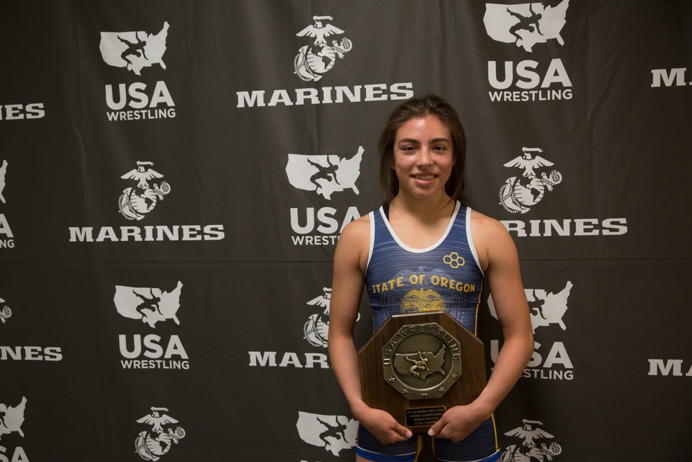 Gervais, Oregon native earns wrestling freestyle championship award