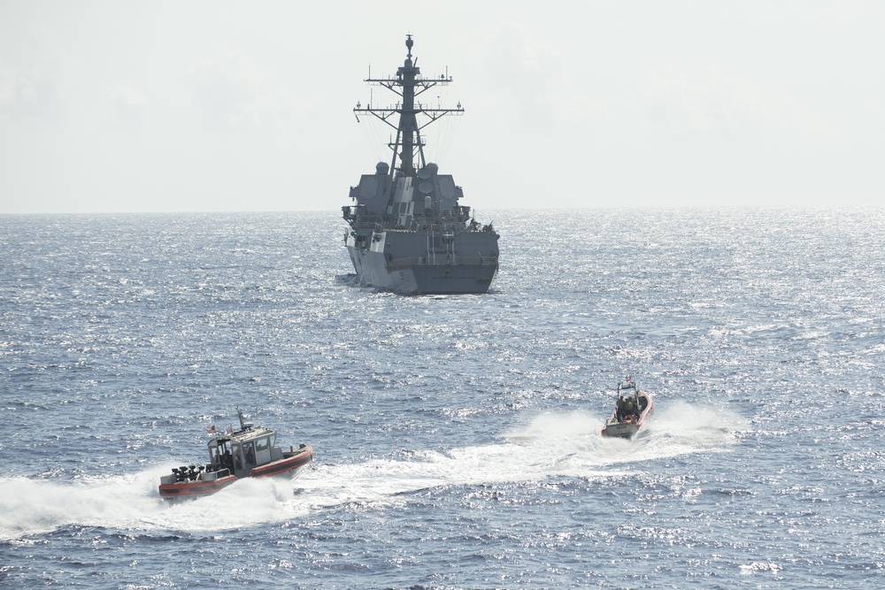 USCG, MSRT-West conducts boarding training during RIMPAC 2018