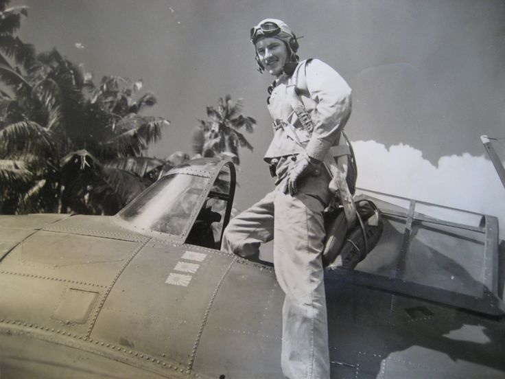 One of the last living WWII Marine fighter pilots