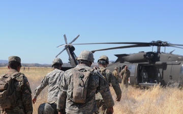 MEDEVAC 101: Army Reserve Soldiers Train on the Fly