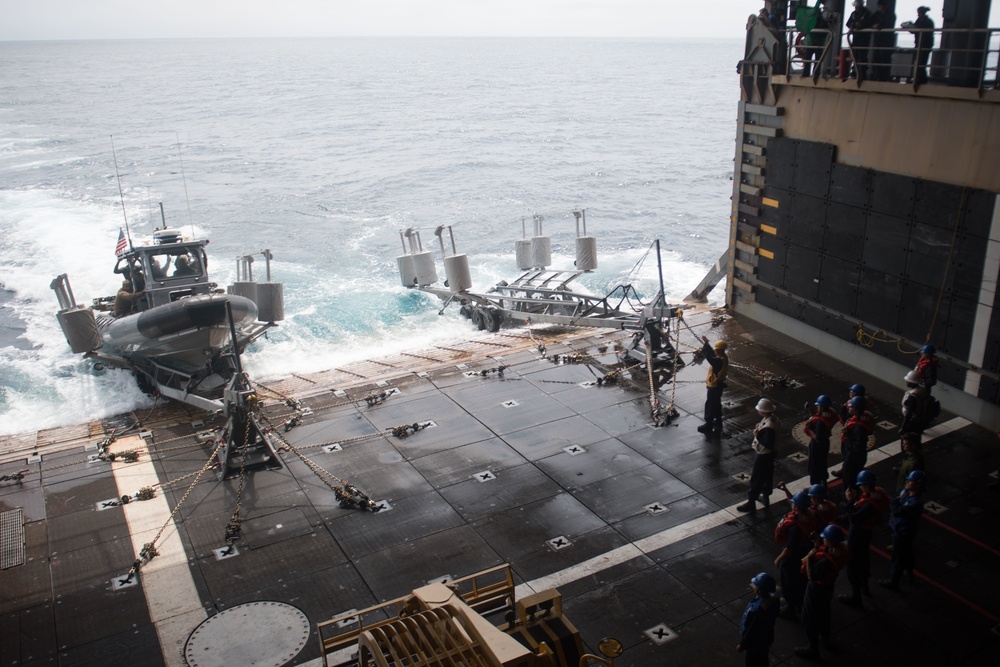 USS Harpers Ferry conducts well deck operations