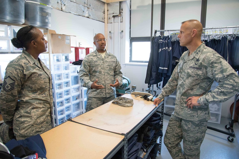 AFIMSC commander visits Wright-Patt