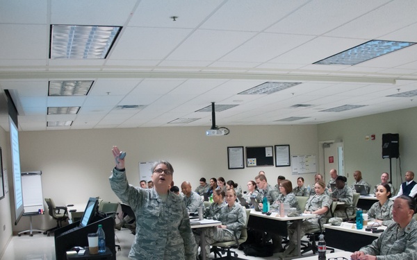 USAFSAM brings BLAST live to train leaders