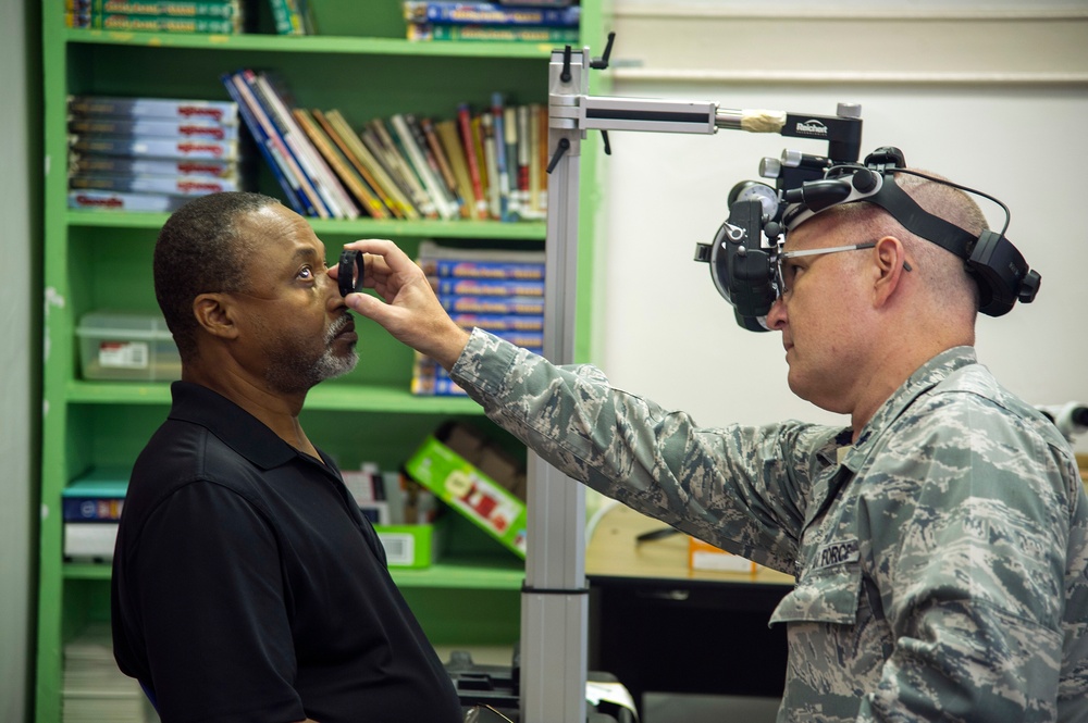 Military optical team provides East Central Georgia’s residents free eyecare