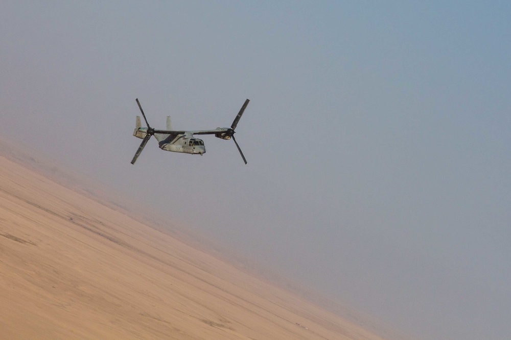 Marines conduct PAX flights and resupply in support of CJTF-OIR