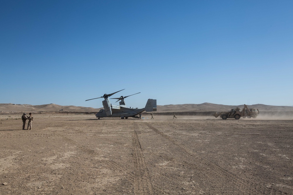 Marines conduct PAX flights and resupply in support of CJTF-OIR