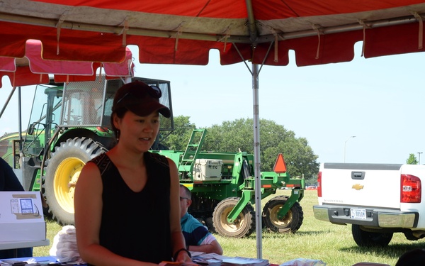 MCLB Albany hosts unit family day for service members and families