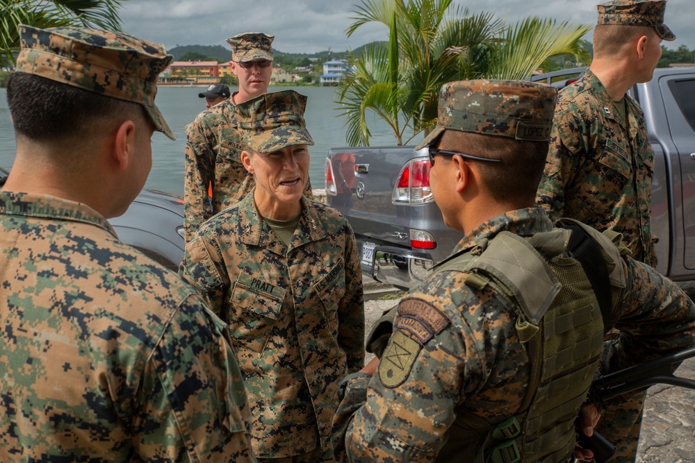 4th MLG commander surveys SPMAGTF-SC projects in Guatemala