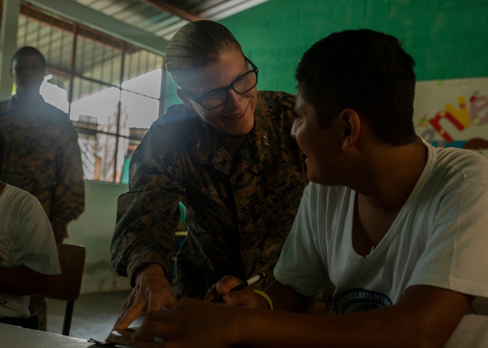 4th MLG commander surveys SPMAGTF-SC projects in Guatemala