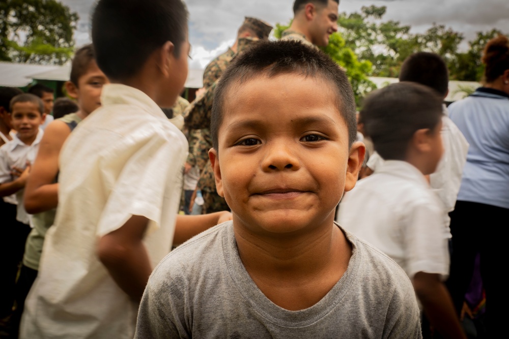 4th MLG commander surveys SPMAGTF-SC projects in Guatemala