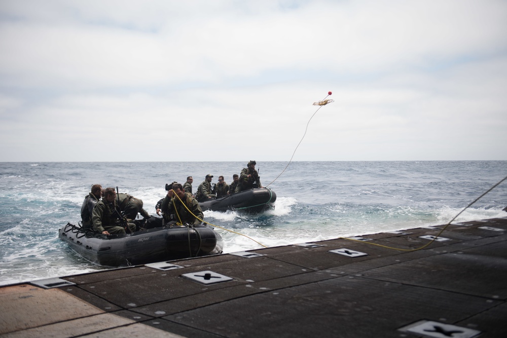 USS Harpers Ferry, Australia conduct CRRC operations