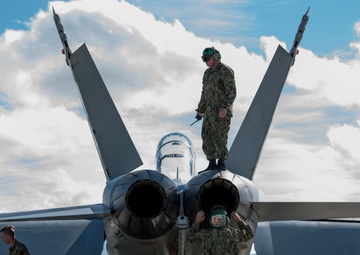 Ready to fight, ready for flight: Growler visits JBER