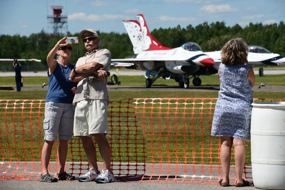 Selfie with the thunderbirds