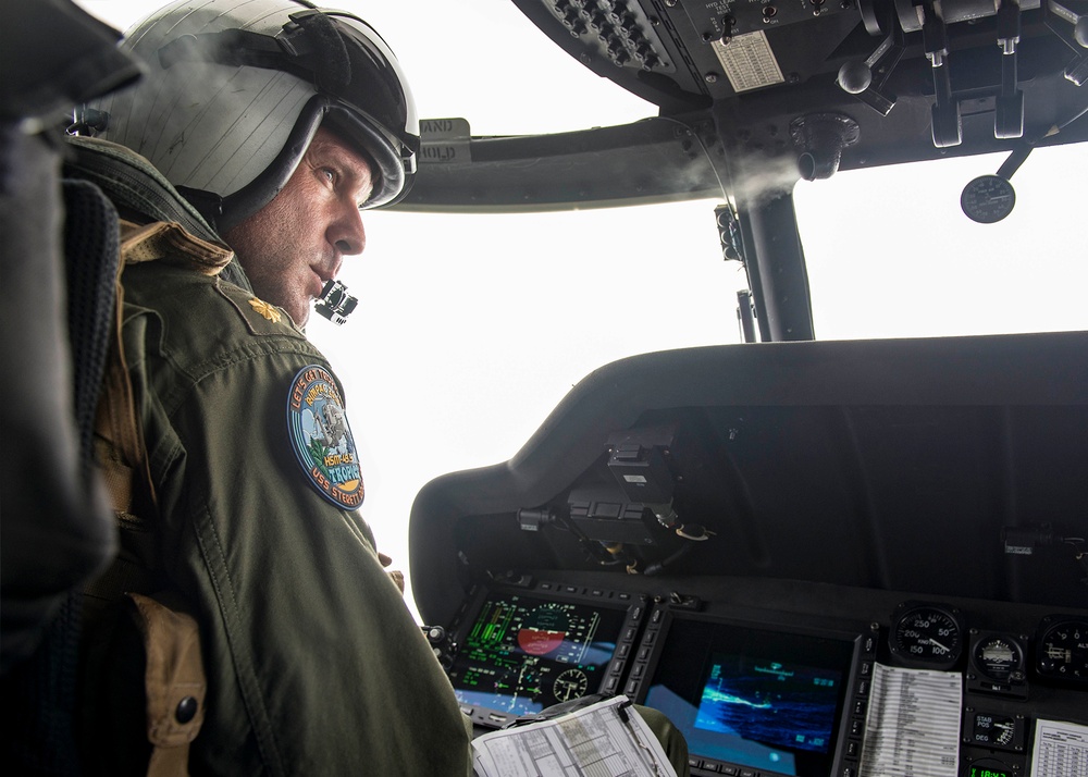 USS Sterett Air Boss Hunts Sub with MH-60 R Sea Hawk during RIMPAC 2018