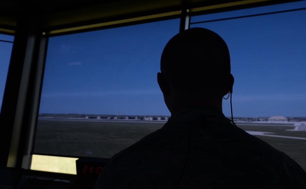 Air Traffic Control: Keeping eyes on the sky