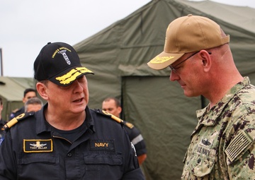 Commander, Task Force 177 visits Undersea Mine Countermeasures Commander