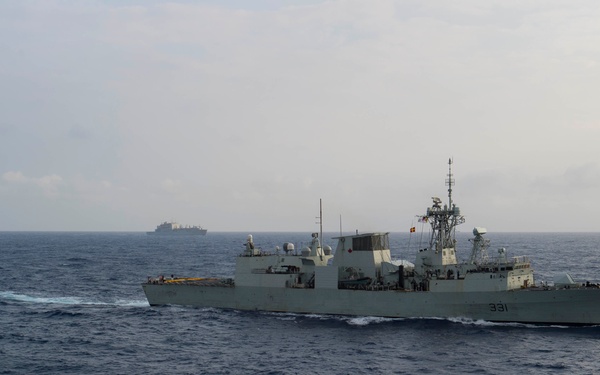 HMCS Vancouver (FFH 331) and USNS Rappahannock (T-AO 204) Conduct Replenishment-at-Sea