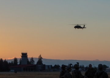 2-158th AHB night assault training