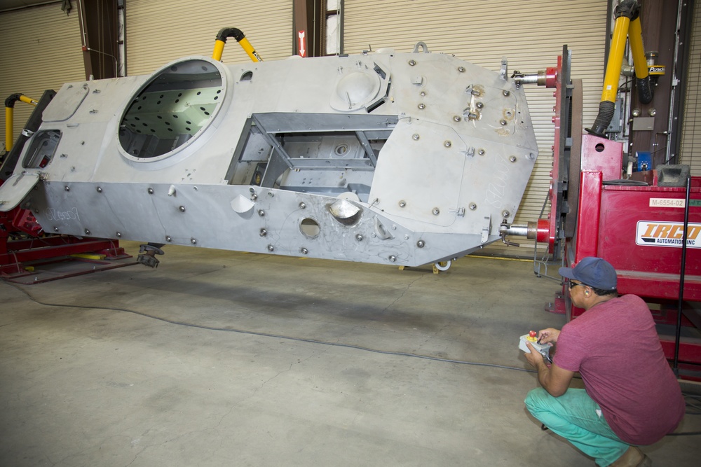Trunnions and zero gravity help welders at PPB