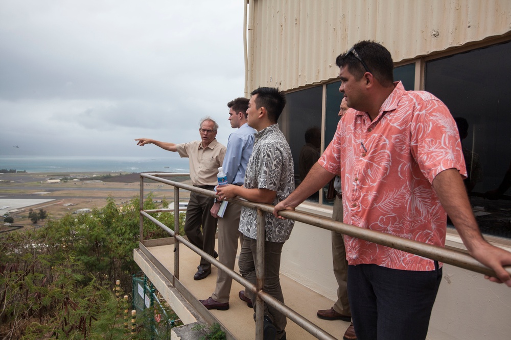 Hawaii staff delegates visit MCBH