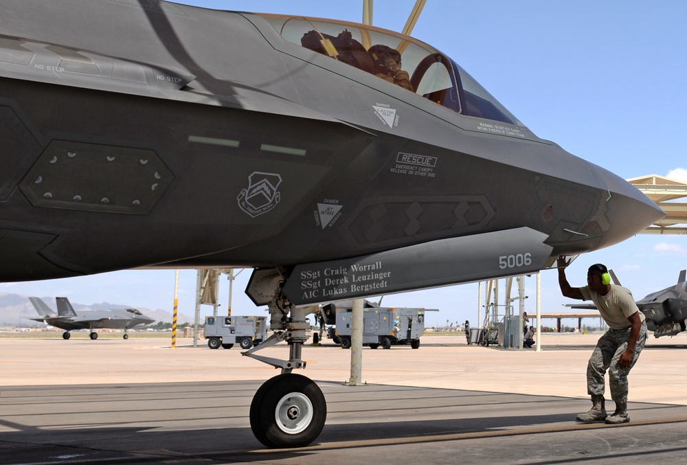Weekly Flight Ops: 61st