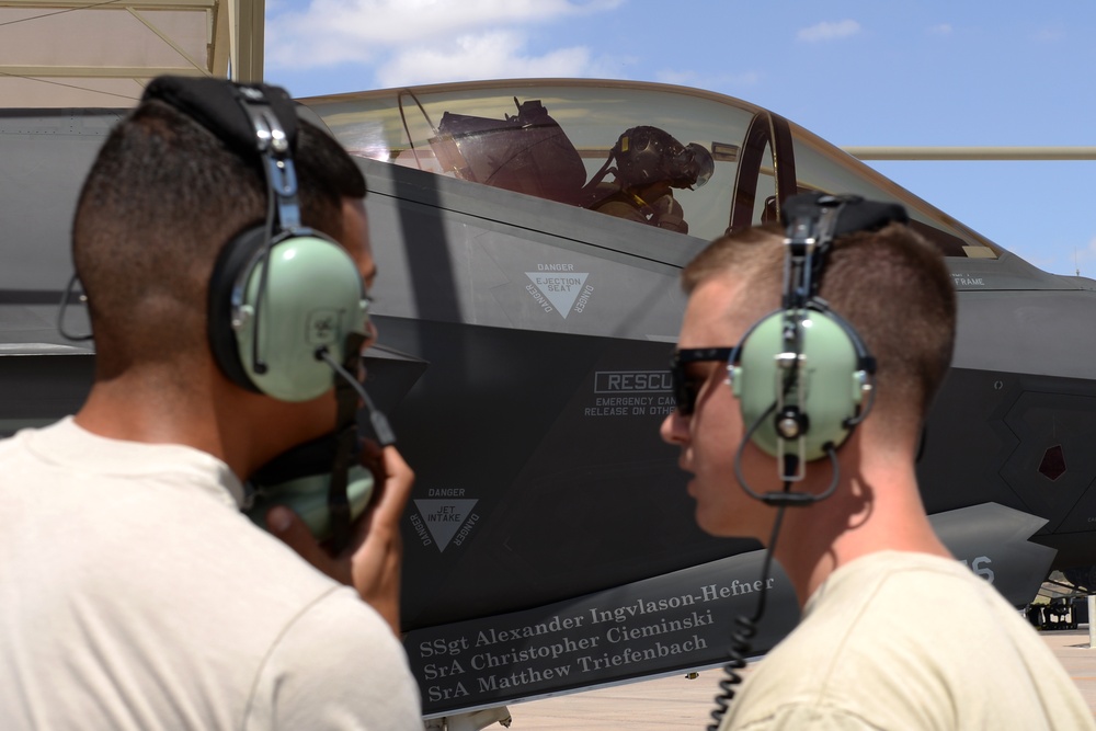 Weekly Flights Ops: 61st