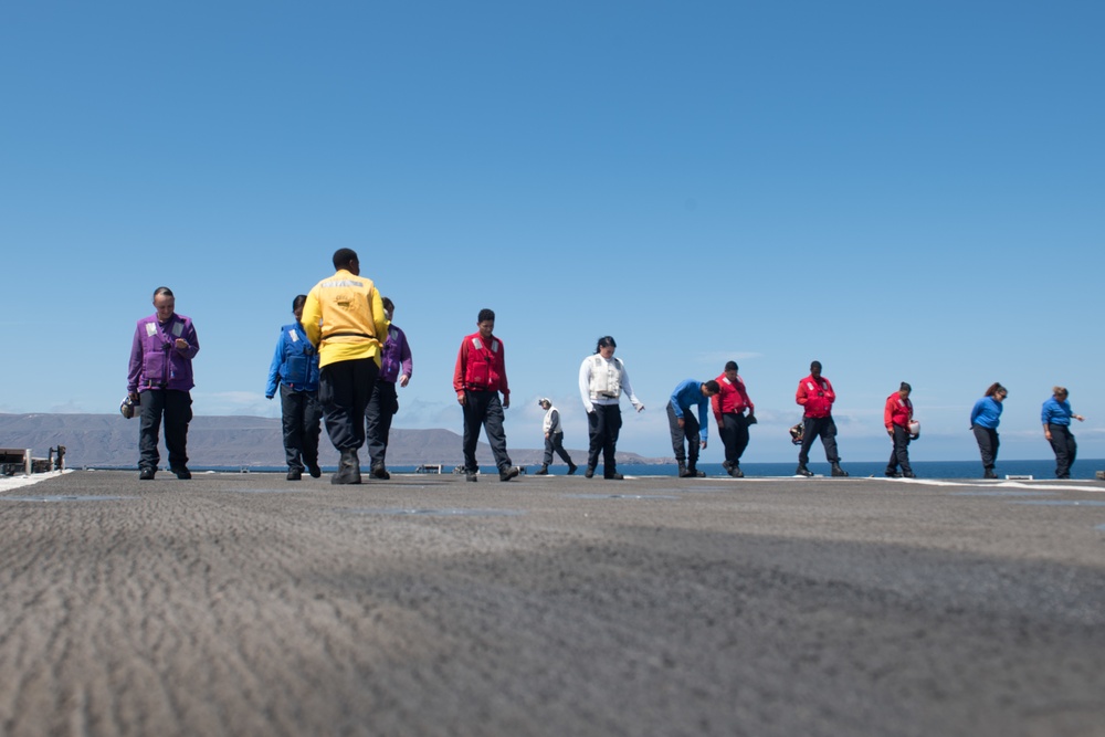 USS Harpers Ferry conducts flight operations