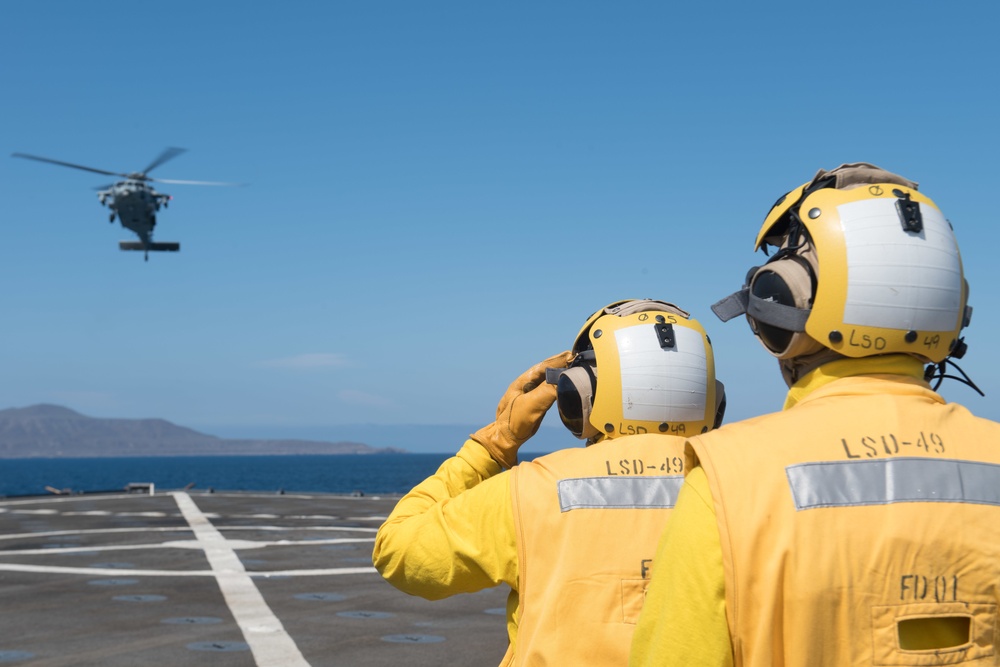 USS Harpers Ferry conducts flight operations