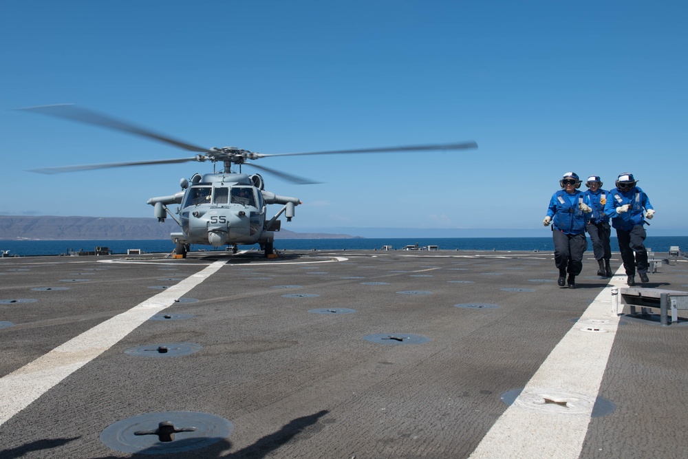 USS Harpers Ferry conducts flight operations